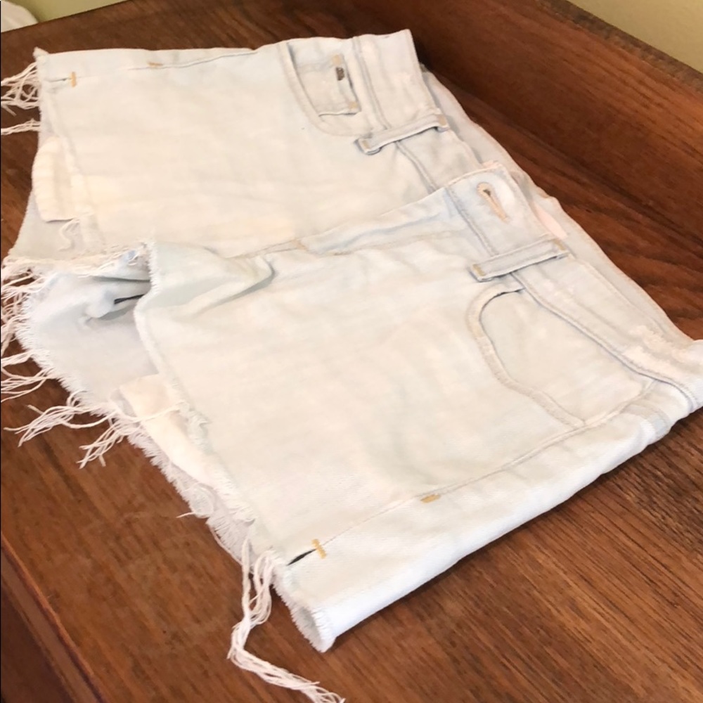 Joe’s Jeans - light Jean shorts distressed/frayed